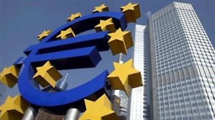 «Εκτός ευρώ η Ελλάδα αν δεν φτιάξει λειτουργική δημόσια διοίκηση»