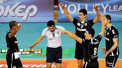 Τα βλέμματα στη Θεσσαλονίκη