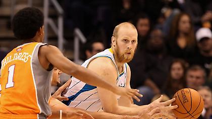 «Σπρώχνουν» Κέιμαν οι Χόρνετς