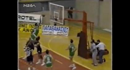 Αντόνιο Ντέιβις: Σέντερ με «ελατήρια»