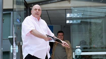 Μπέος: «Θα μιλήσω με ονόματα»