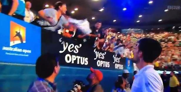 Και του παιδιού να μη δίνει (video)