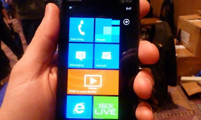 Και νέο Windows Phone από τη Nokia