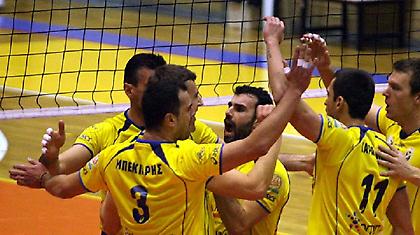 Πλέον δεύτερος