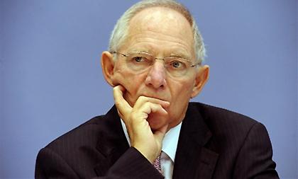 Νέο αυστηρό «μήνυμα» Σόιμπλε προς την Ελλάδα