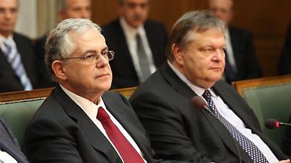 Ολοκληρώθηκε η συνάντηση Παπαδήμου-Βενιζέλου