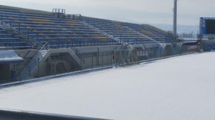 Στο γυμναστήριο λόγω χιονιού