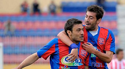 Στη Γλυφαδά ο Τριανταφύλλου