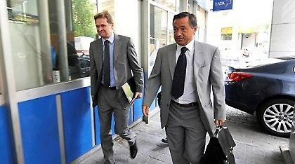 Συνάντηση υπουργών με την τρόικα