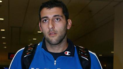 Ντάγκλας Ρόμπερτς , Μπουρούσης και άλλα…