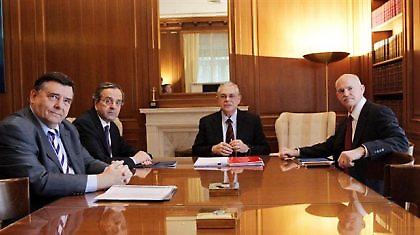 Νέα αναβολή για Τετάρτη στη σύσκεψη των αρχηγών