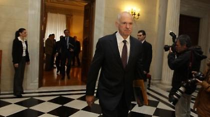 Οι αδύναμοι ματώνουν απ’ τα εγκληματικά λάθη της διετίας Παπανδρέου