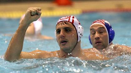 Μουρίκης: «Αγκαλιά με την πρόκριση»