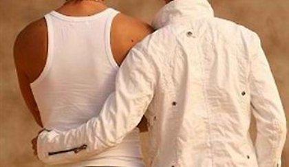 Όχι στη θανατική ποινή των ομοφυλόφιλων