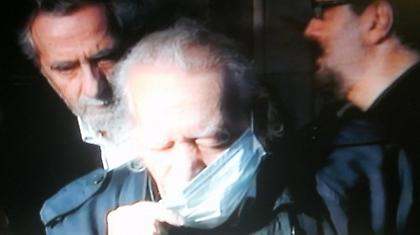 Σε ημιλιπόθυμη κατάσταση Γλέζος και Θεοδωράκης