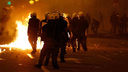 Εκτός ελέγχου η κατάσταση στην Αθήνα