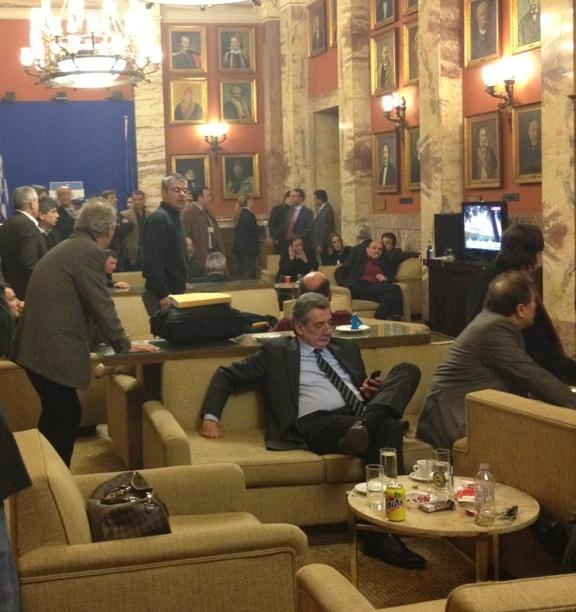 Εδώ ο κόσμος καίγεται...