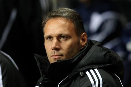 Αναλαμβάνει τη Χέρενφεϊν ο Φαν Μπάστεν!