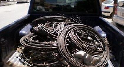 Έβγαλε 15.000 ευρώ κλέβοντας... καλώδια