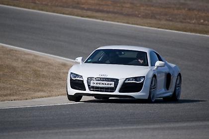 Στην Ascari με Dunlop και 18.500 άλογα!