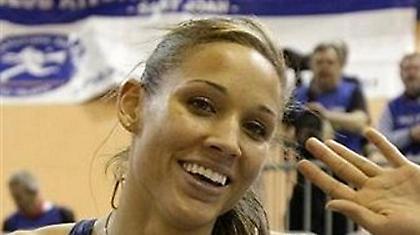 Αγωνία για Τζόουνς