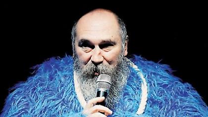 Πανούσης:Καμία δουλειά δεν είναι ντροπή εκτός του μπάτσου & του Βουλευτή