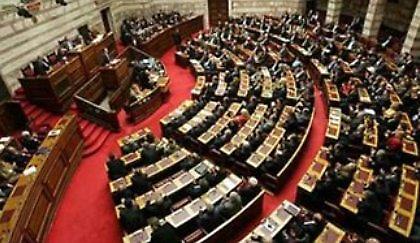 Αναβλήθηκε η συζήτηση στη Βουλή για το PSI