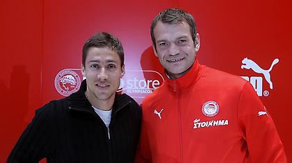 Λατρεία για Φουστέρ και Κάρολ!