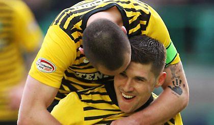 Μόνη και έρημη!