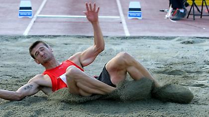 Πρωϊνό πουλί ο Τσάκωνας!