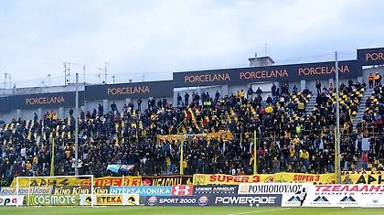 Κλείνει φιλικό με Λίτεξ