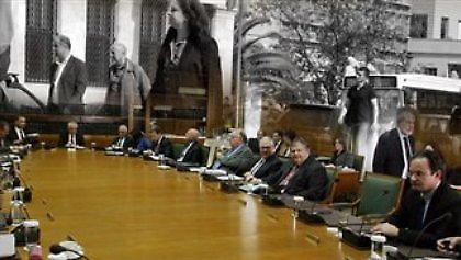 Μετά το δάνειο, οι... τόκοι