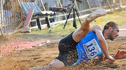 «Ιπτάμενοι» Τσάτουμας, Τσάκωνας