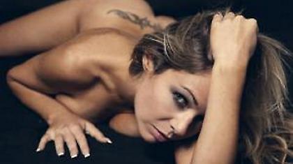 Έβγαλε ημίγυμνες φωτογραφίες με τη φανέλα της Μπιλμπάο