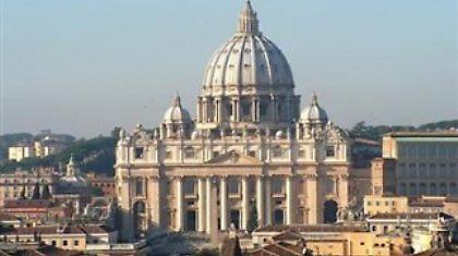 O Μόντι φορολογεί την περιουσία της Καθολικής Εκκλησίας