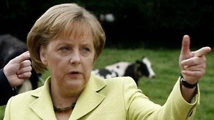 Περιέλουσαν την Μέρκελ με πέντε ποτήρια μπίρα!