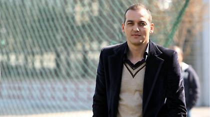 Δεν ξεχνούν τους δανεικούς…