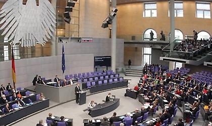 Κρίσιμη ψηφοφορία για τη νέα «ελληνική βοήθεια»