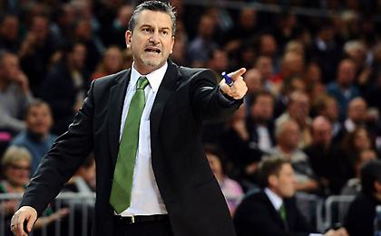 Ο Ζούρος στην Εφές!