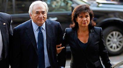 Μεγαλοοφειλέτης… και ο Ντομινίκ Στρος-Καν