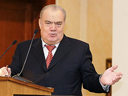 «Καρφιά» από τον πρόεδρο της Ούνιξ