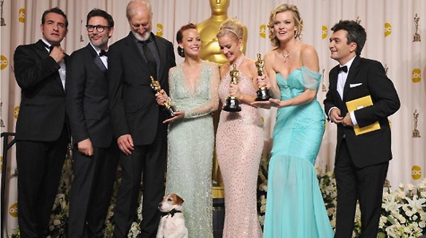 Η μαγεία των Oscar μόνο από τη Nova!