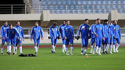 Τεστάρει τις δυνάμεις της