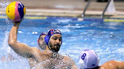 Σταθερά στην τετράδα