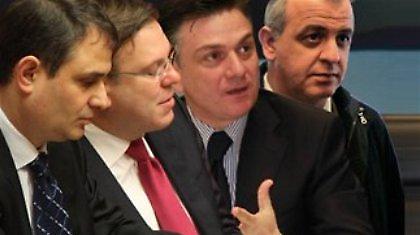 Εκλογή αρχηγού από συνέδριο προτείνουν οι 7 «λοχαγοί»