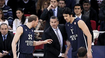 Ζούρος: «Συγχαρητήρια στους παίκτες μου»