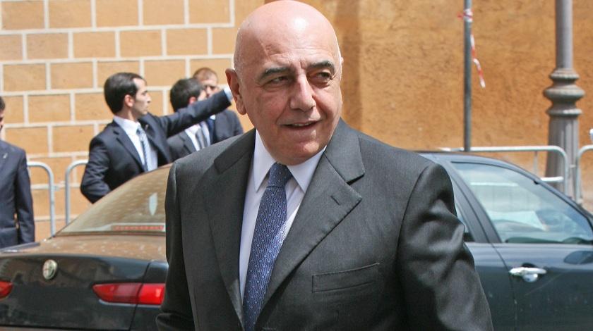 Γκαλιάνι: «Μένουν Σίλβα και Ιμπραΐμοβιτς»