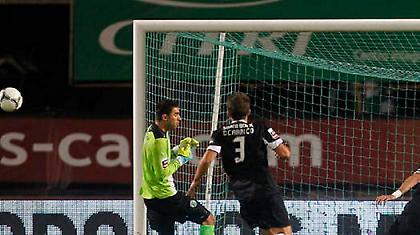 Τους έβγαλε τα δόντια