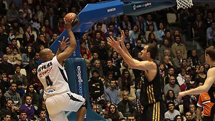 Νίκησε και περιμένει... δώρο