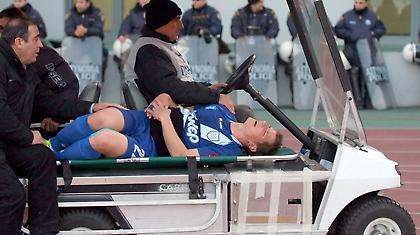 Μετράει πληγές…